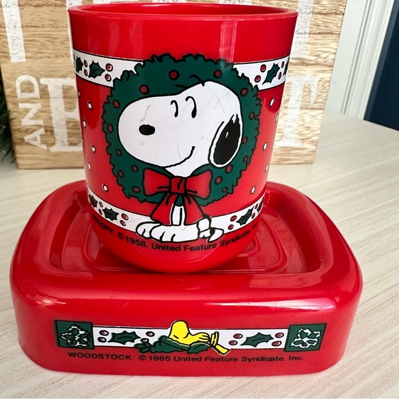 Peanuts Bath Vintage Peanuts Woodstock Christmas Red Plastic
